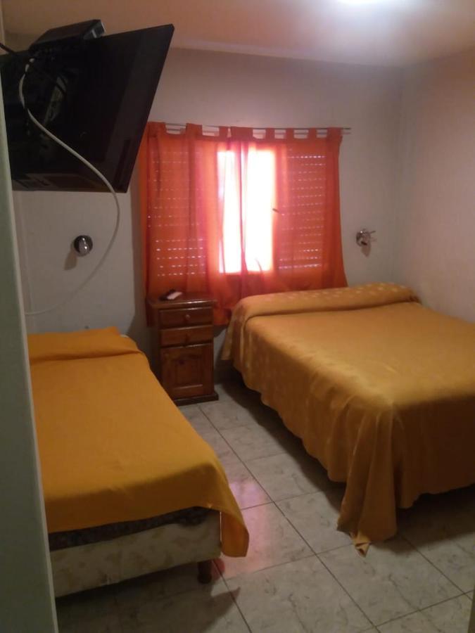 Hotel Caleta Olivia Hueso Per Exteriör bild